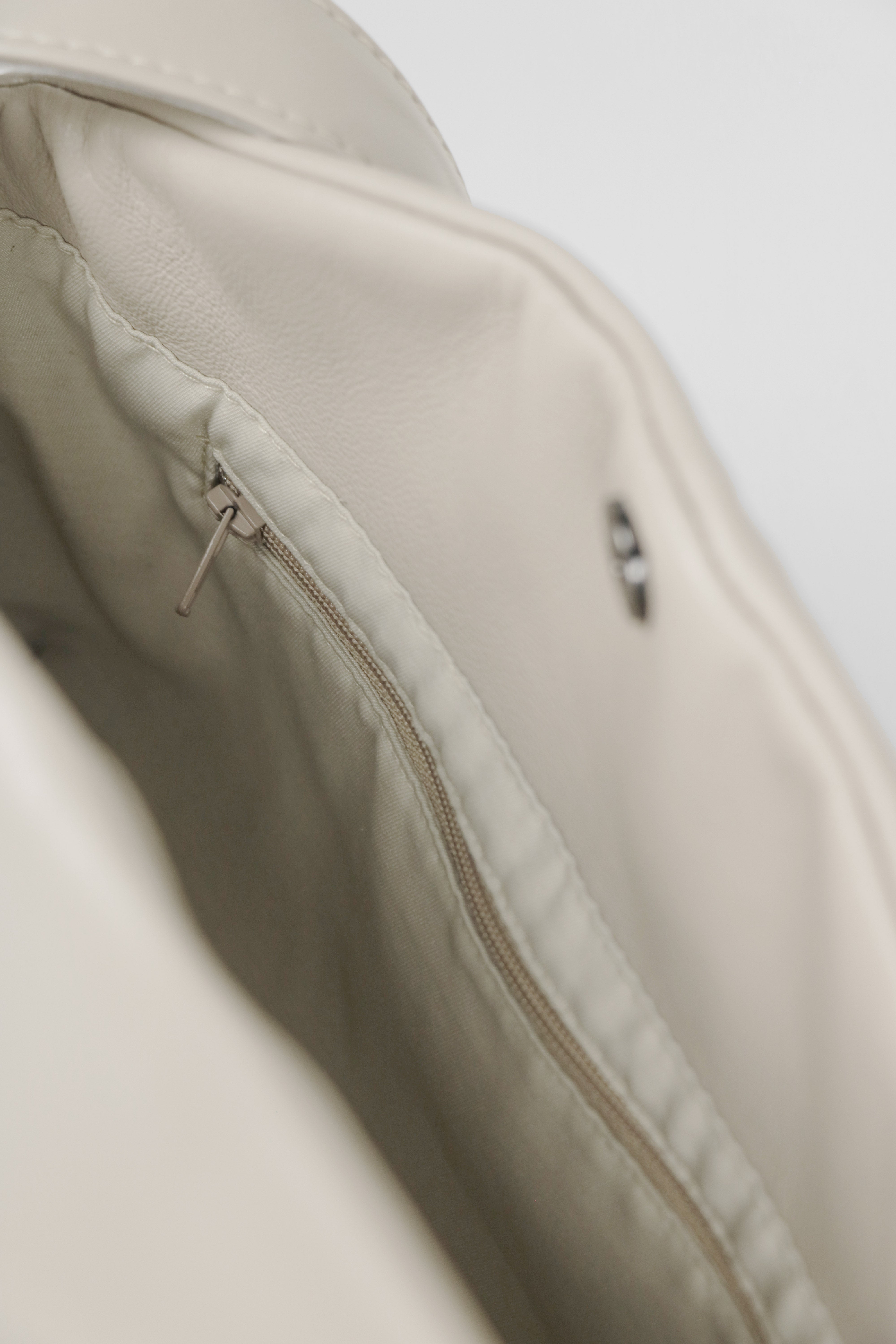 Pillow Shoulder Bag Ivory