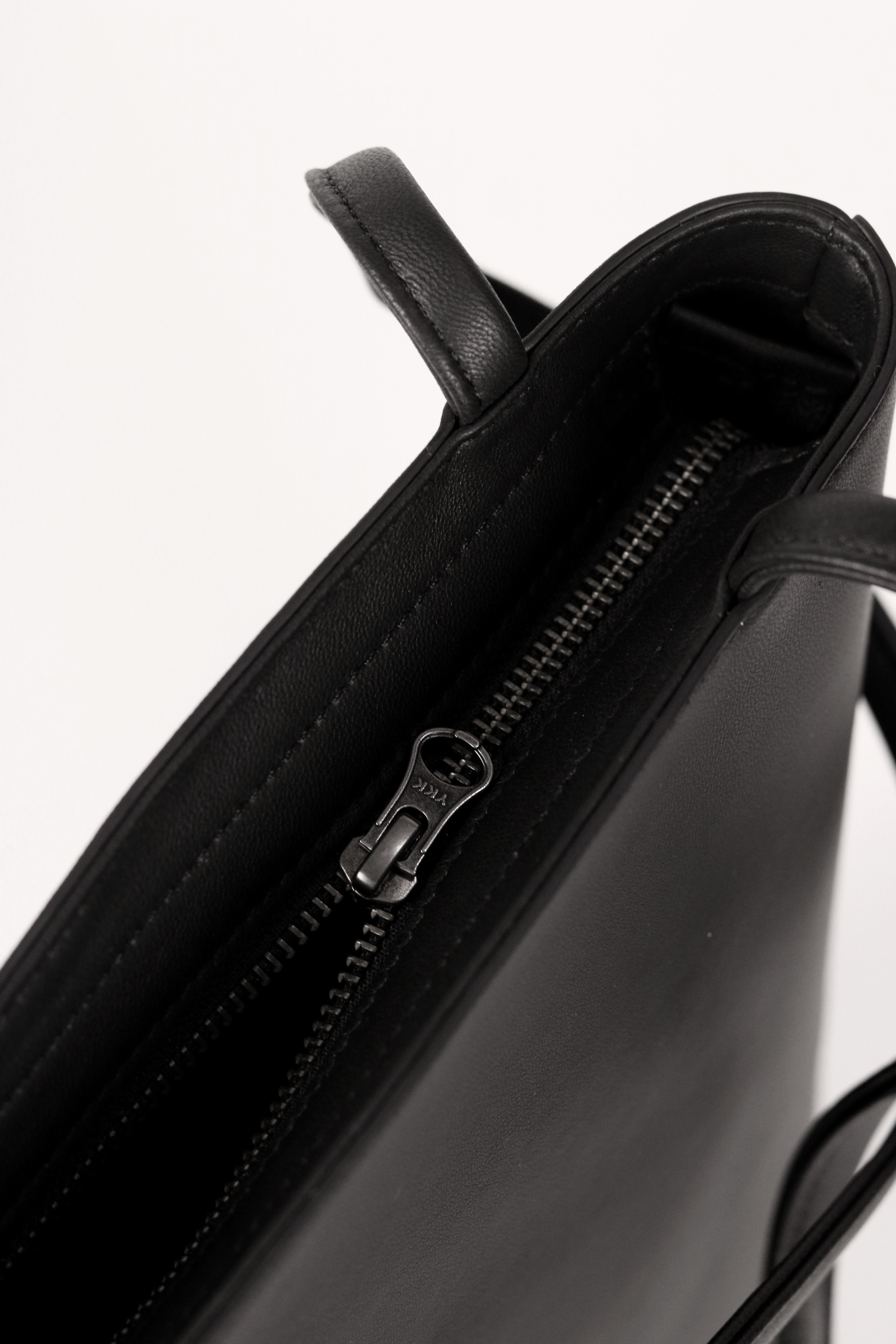 A Roam Bag Large