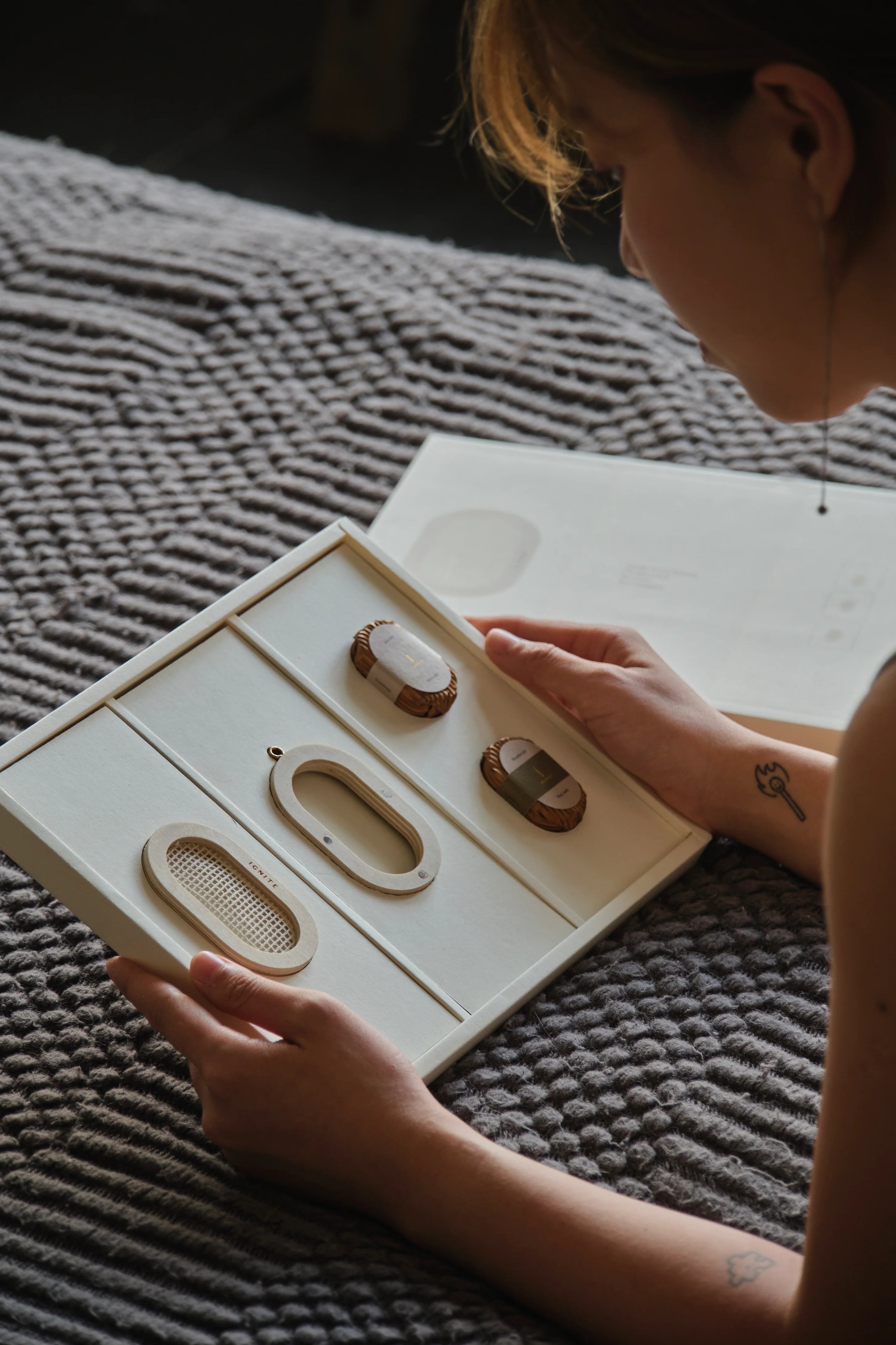 Ignite - Multi-Functional Pinewood Aroma Accessory
