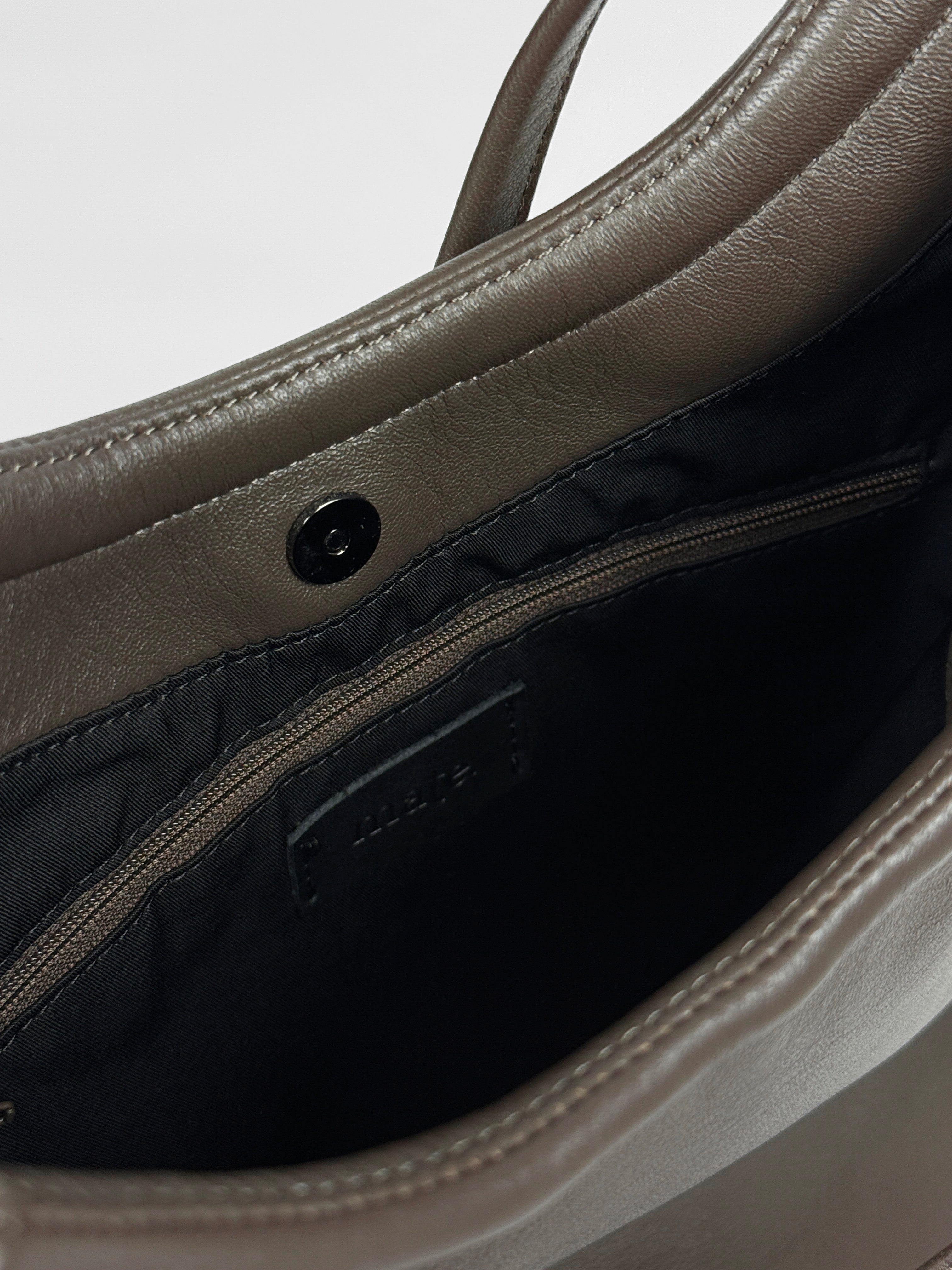 Ring Bucket Bag Chocolate