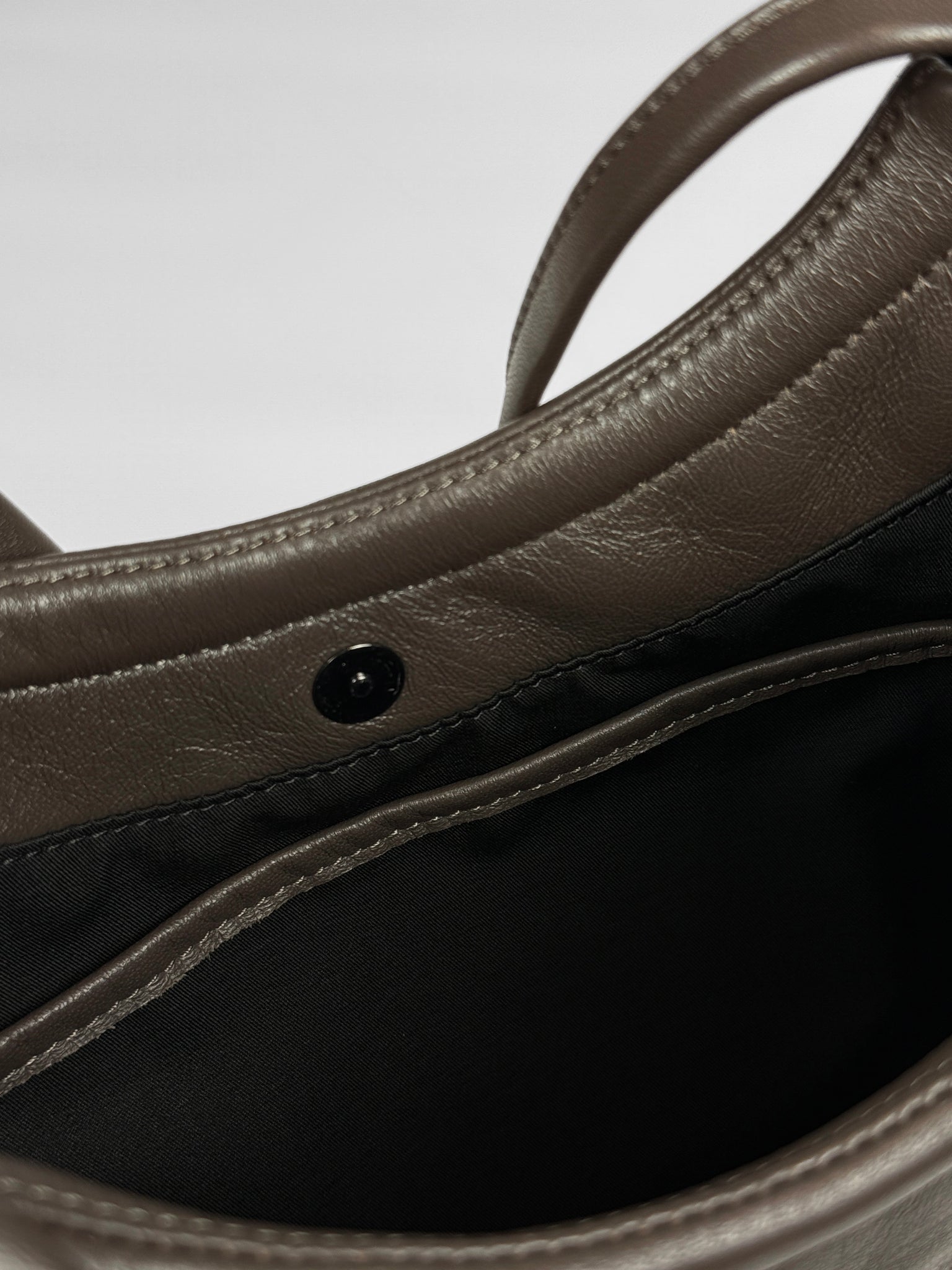Ring Bucket Tote