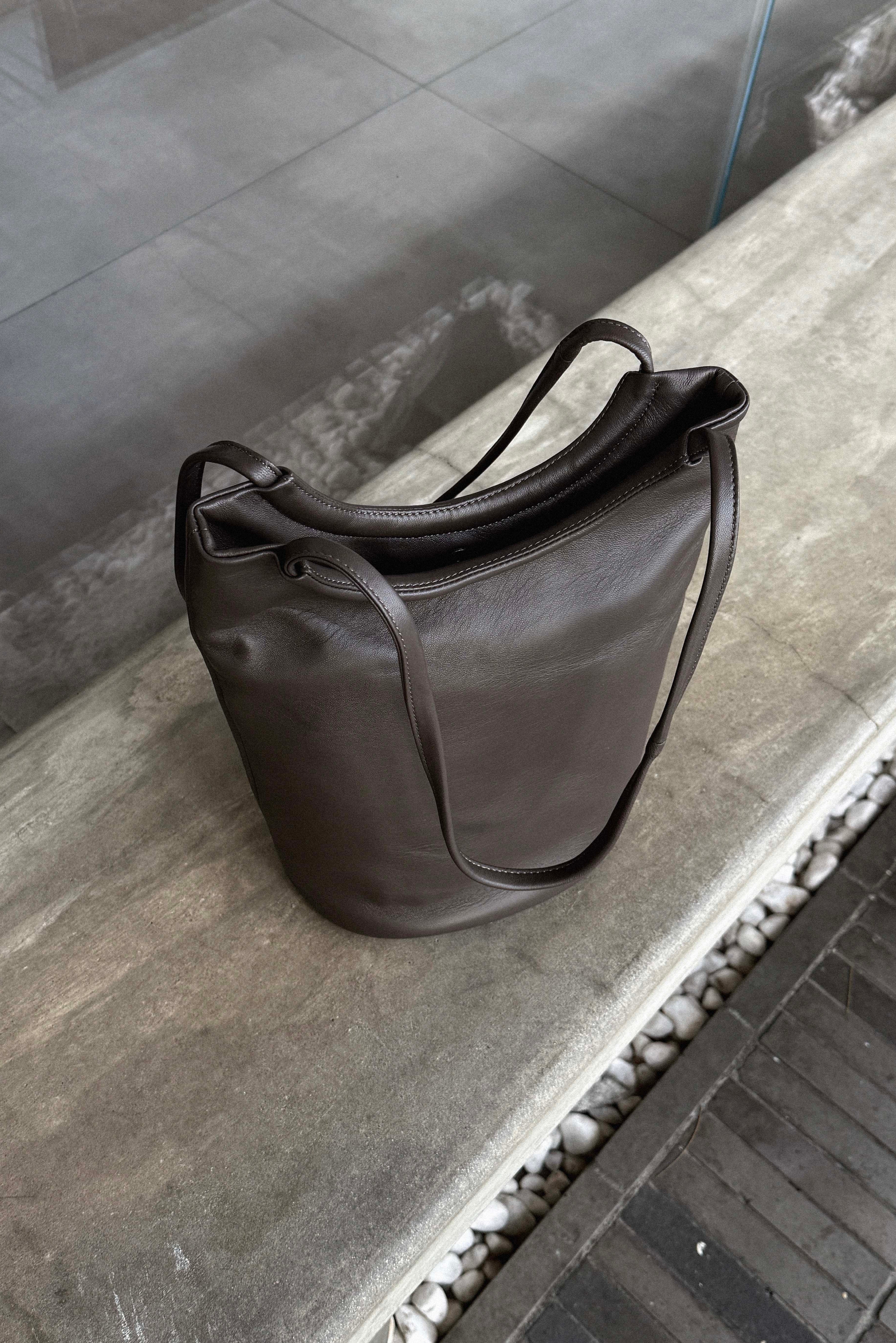 Ring Bucket Bag Chocolate