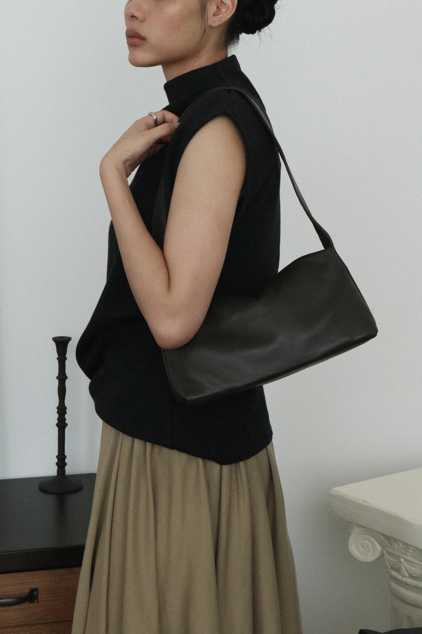 Pillow Shoulder Bag Chocolate