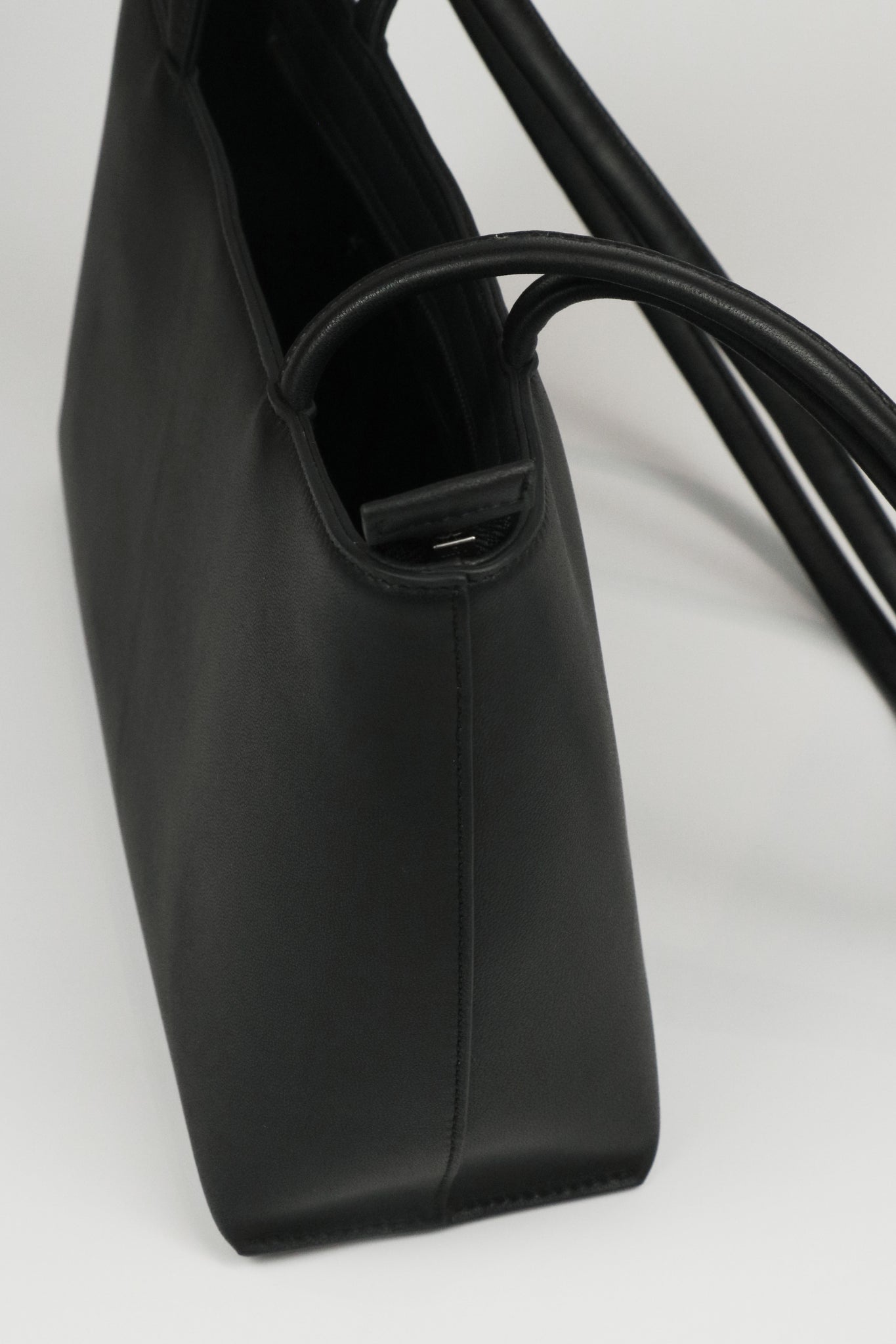 A Roam 2 Way Bag