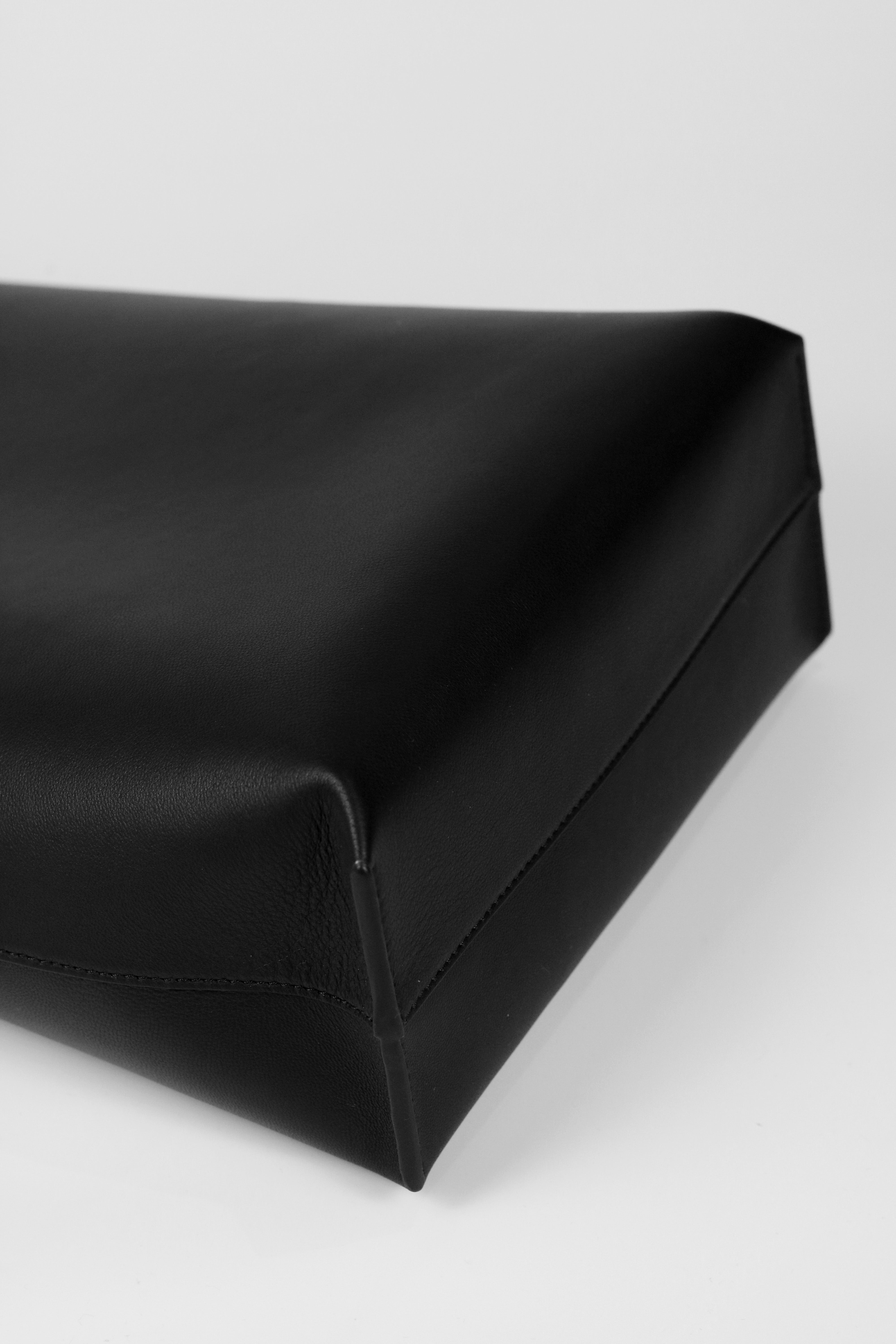 A Roam Bag Large