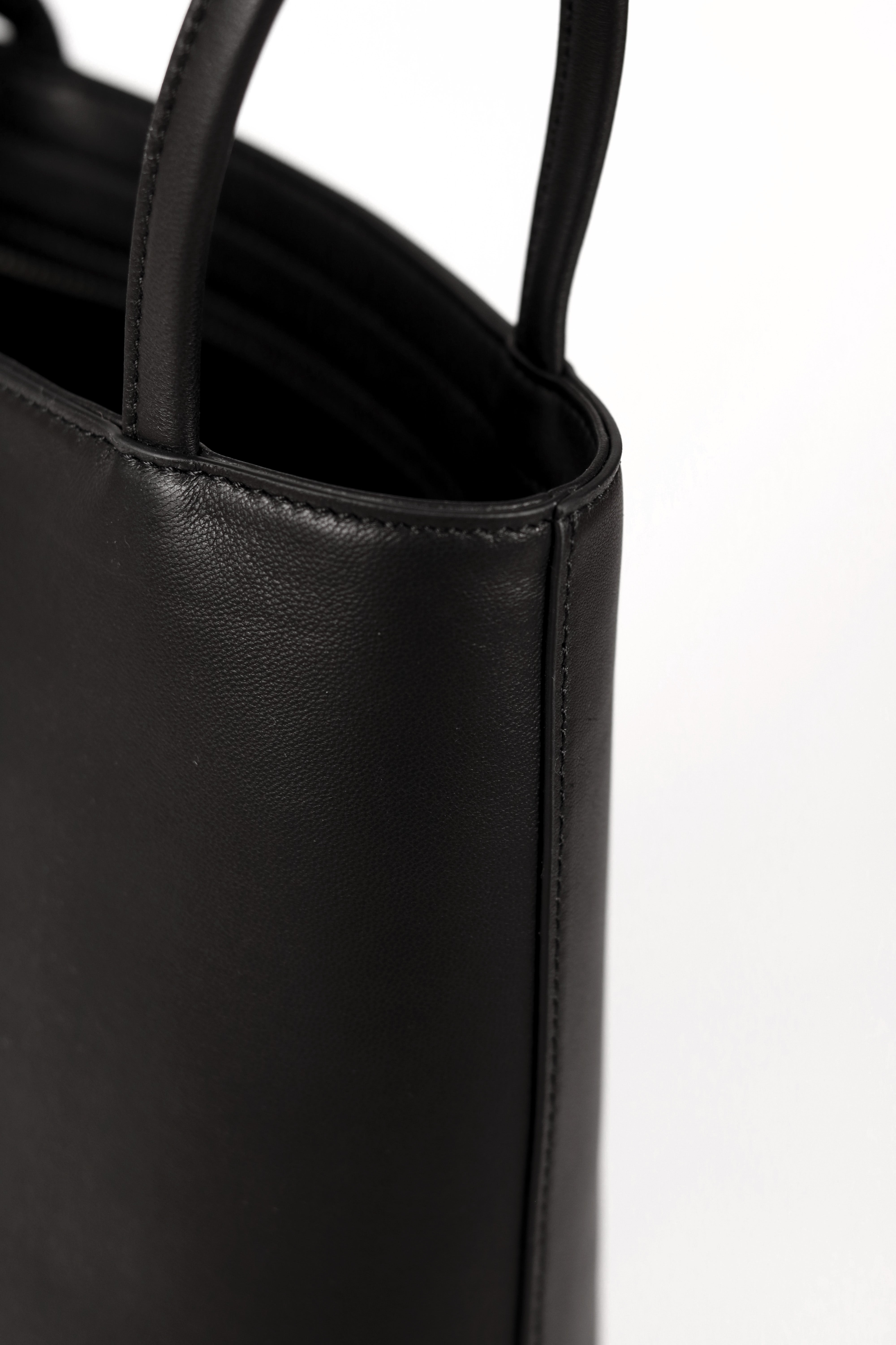 A Roam Bag Large
