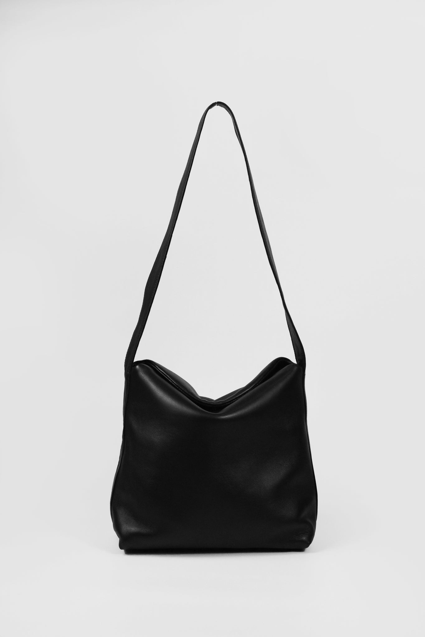 Edition Pillow Bag Large