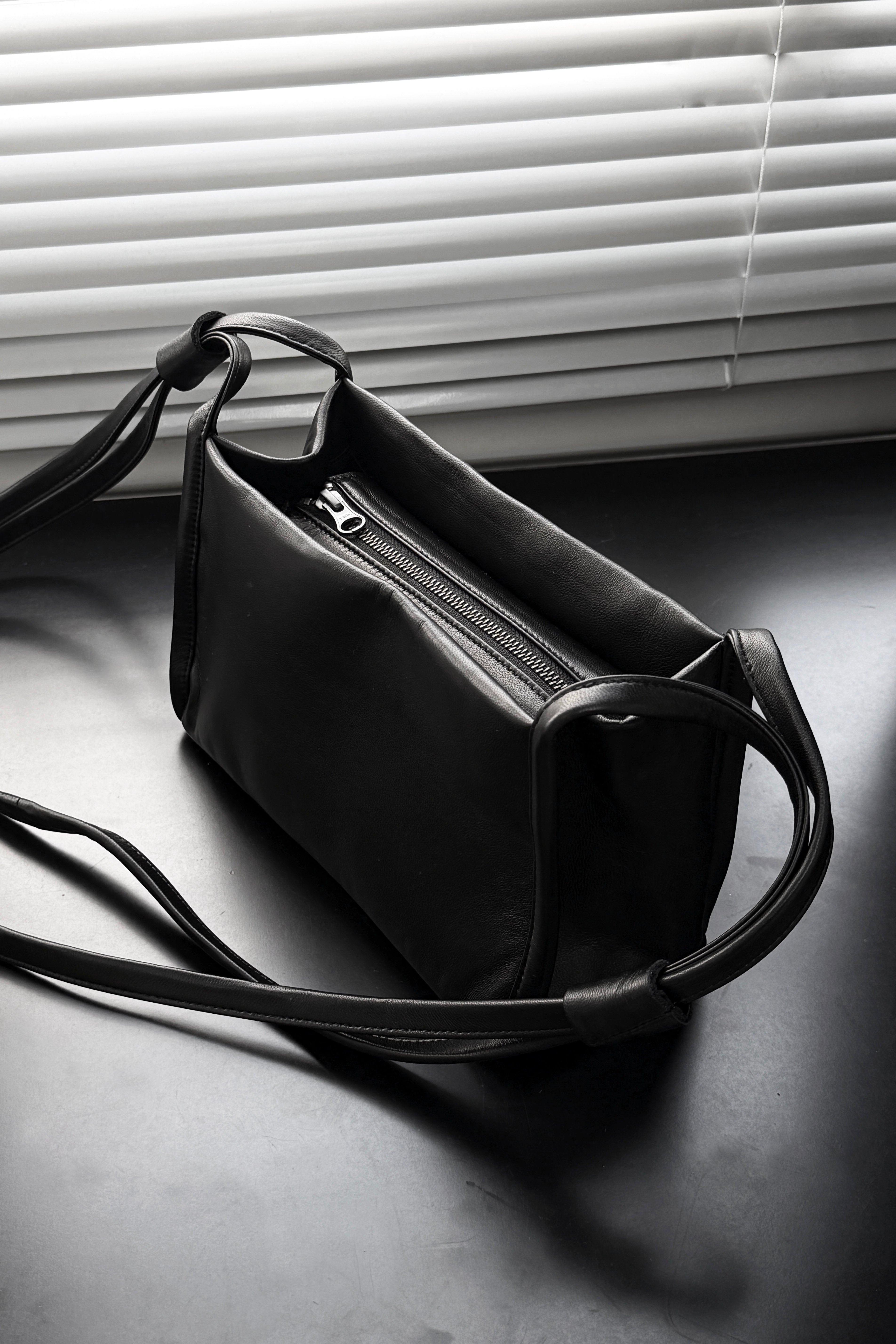 Pocket Bag Crossbody Black