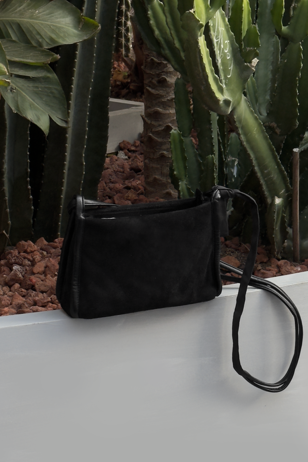 Pocket Hobo Suede