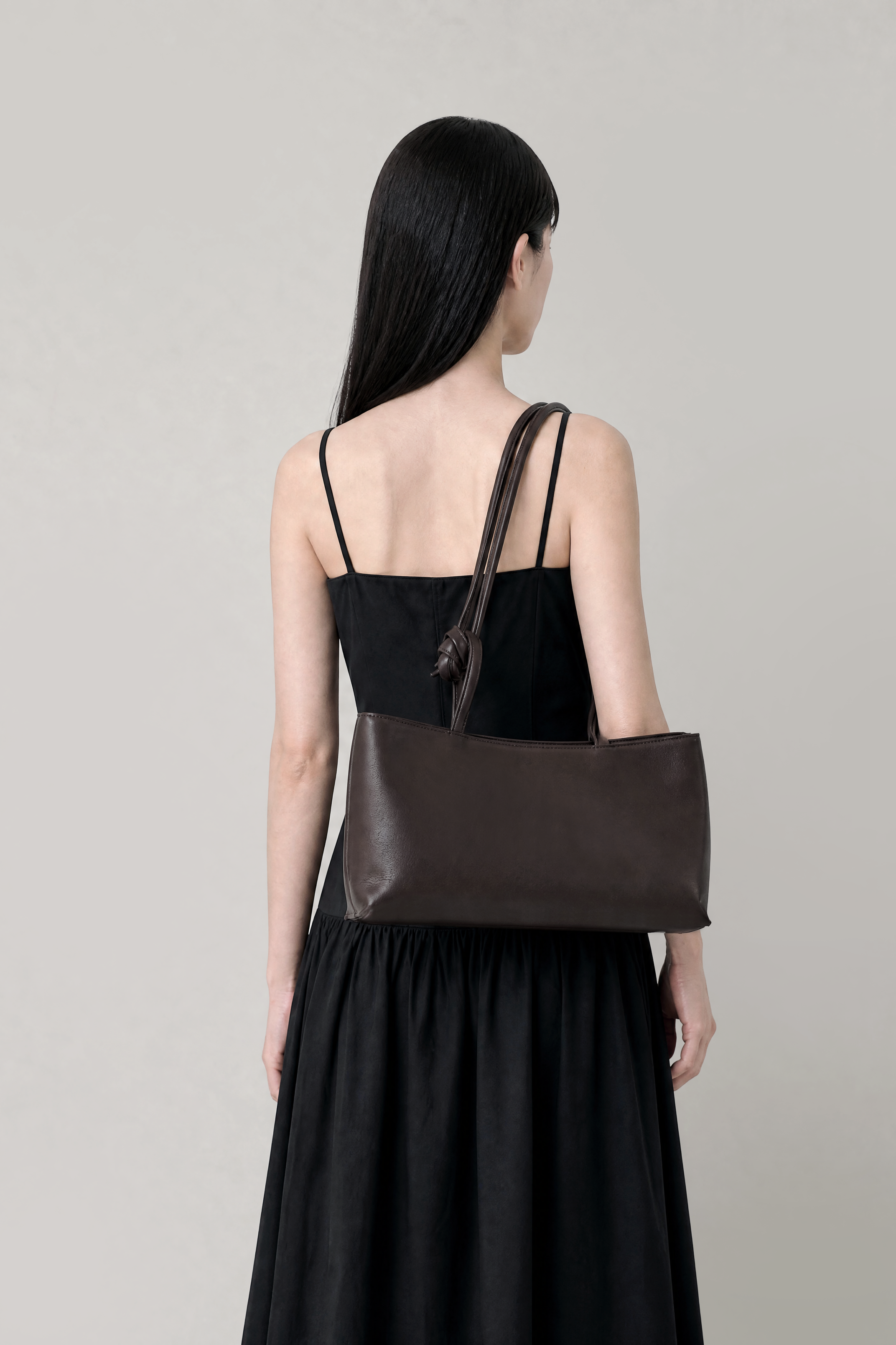 A Roam 2 Way Bag Brown