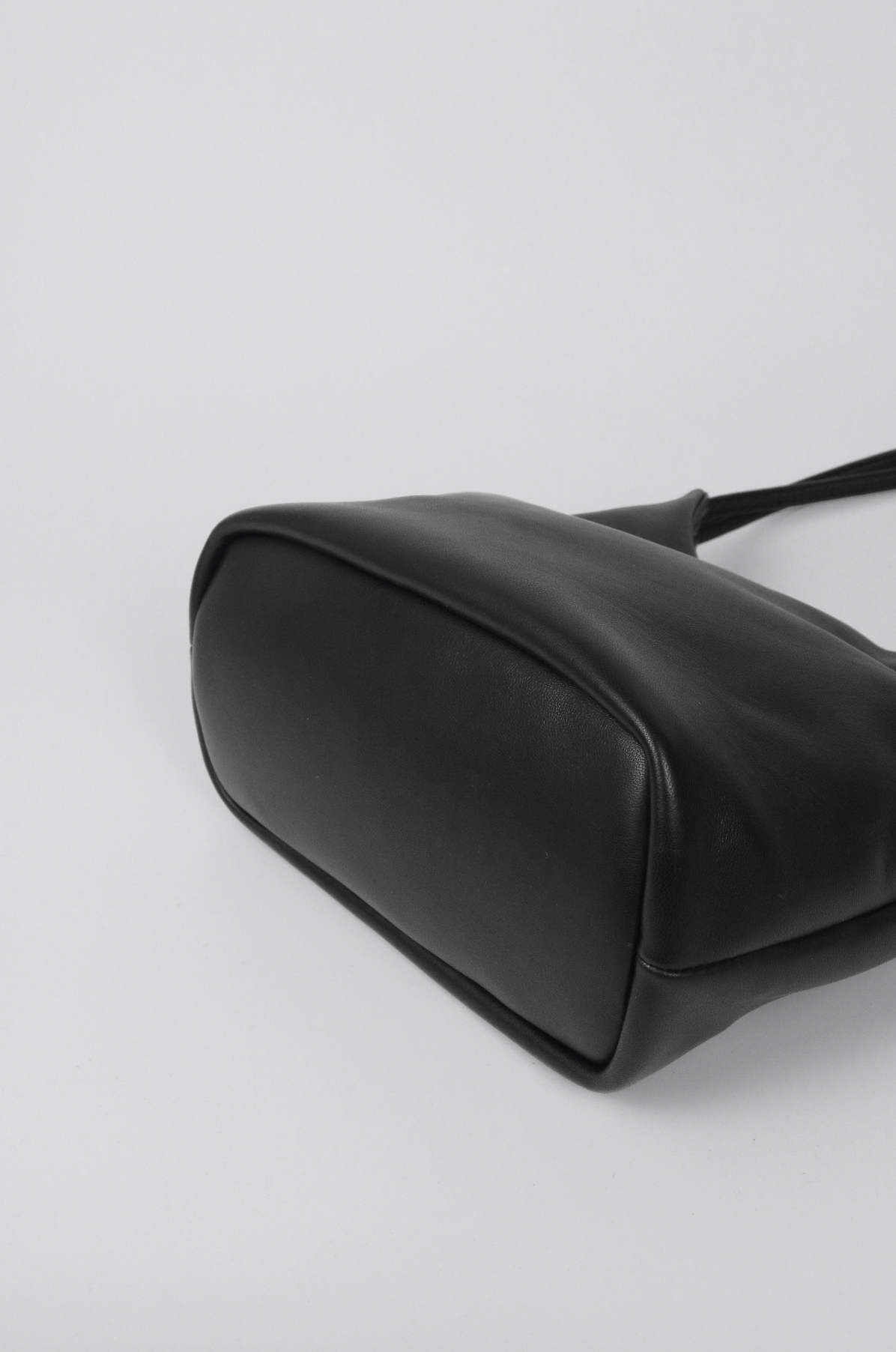 Harri Shoulder Bag Black
