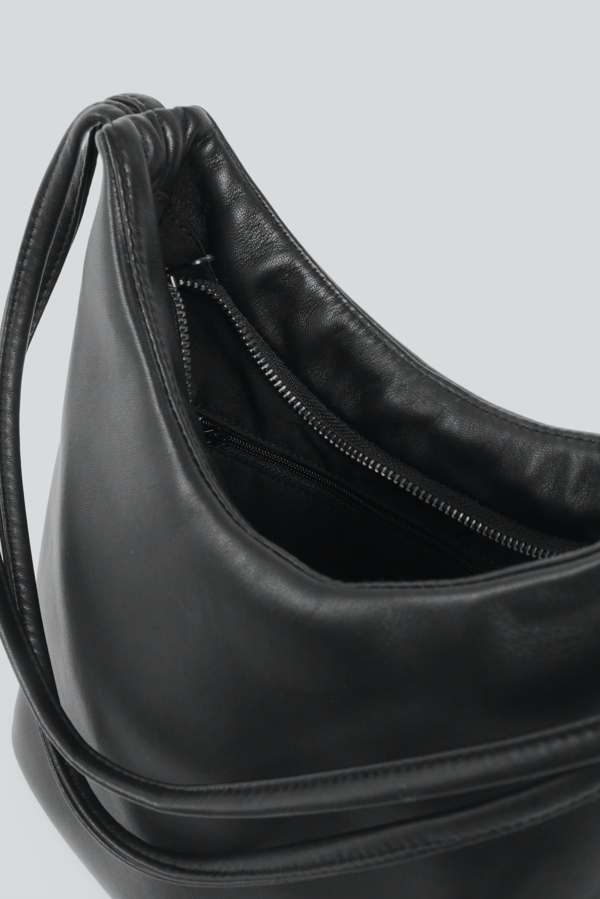 Harri Shoulder Bag Black